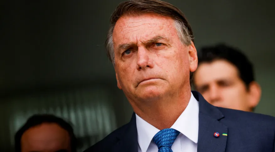 Bolsonaro pede ao TSE anulação de votos em parte das urnas nas eleições