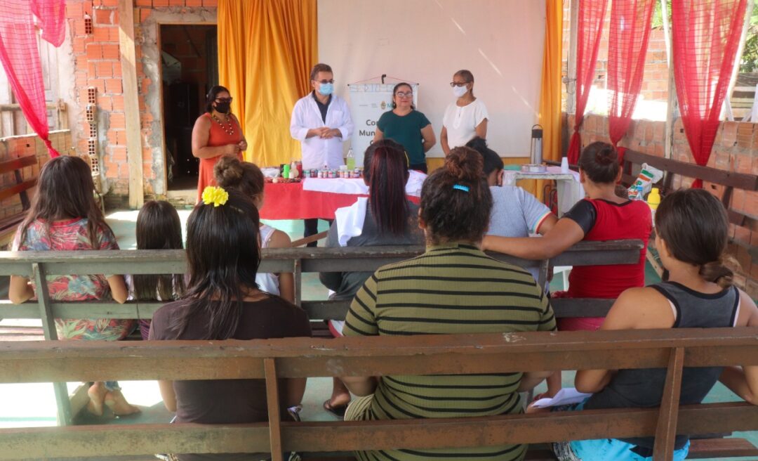 Artesãos do Tarumã-Açu recebem oficinas culturais