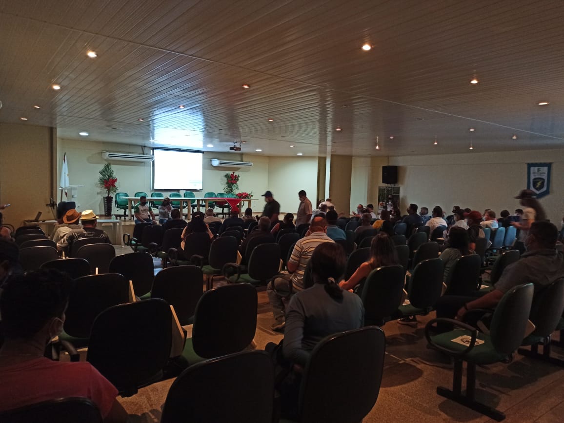 Governo do Amazonas investe na implementação da cultura do café, em Presidente Figueiredo