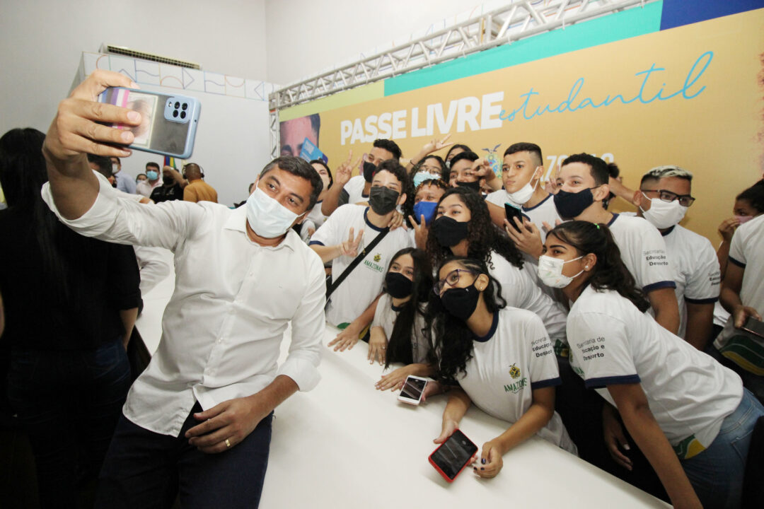 Passe Livre estudantil vai beneficiar estudantes da rede pública estadual, em Manaus