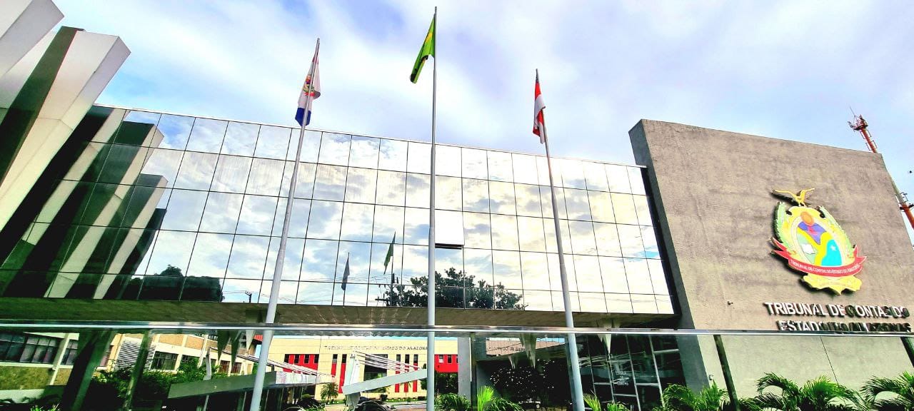 TCE-AM aguarda resposta de 55 prefeitos a índice que pode reprovar contas anuais