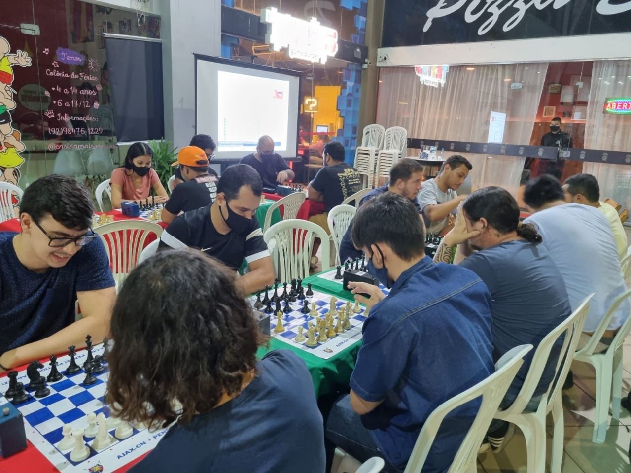 Participantes do Manaus Chess Open revelam a importância do xadrez na escola  - Portal Em Tempo
