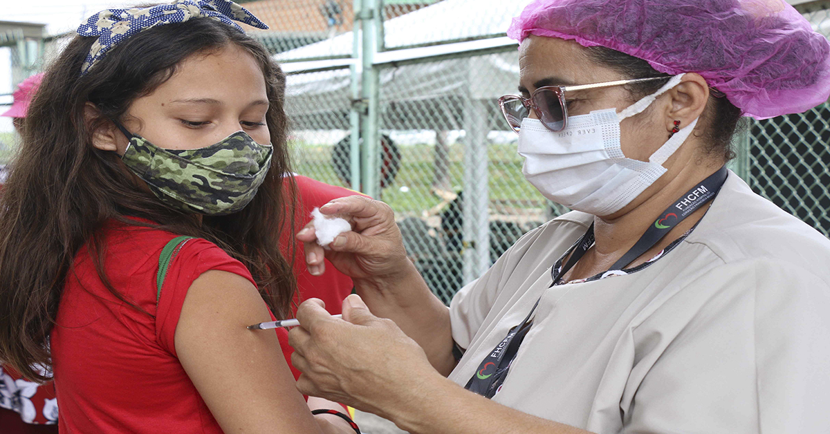 Escolas de Manaus serão postos de vacinação para crianças no sábado (12)