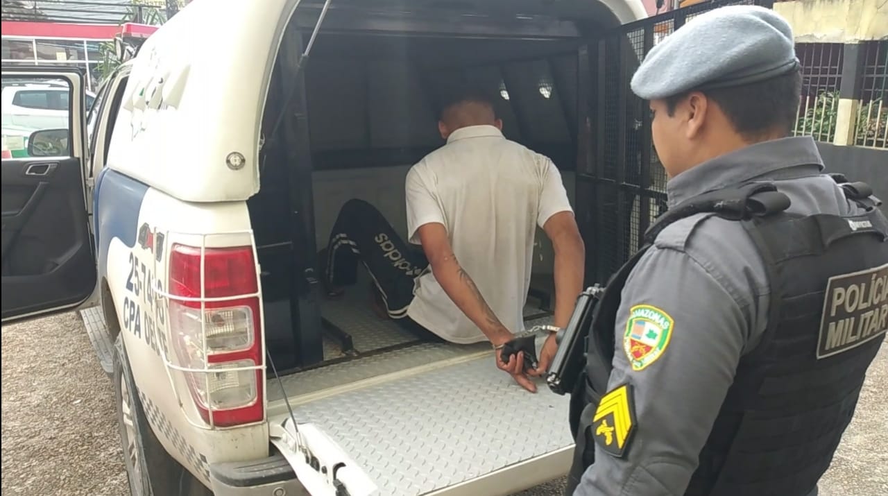 Criminosos “fazem a limpa” em prédio comercial de Manaus