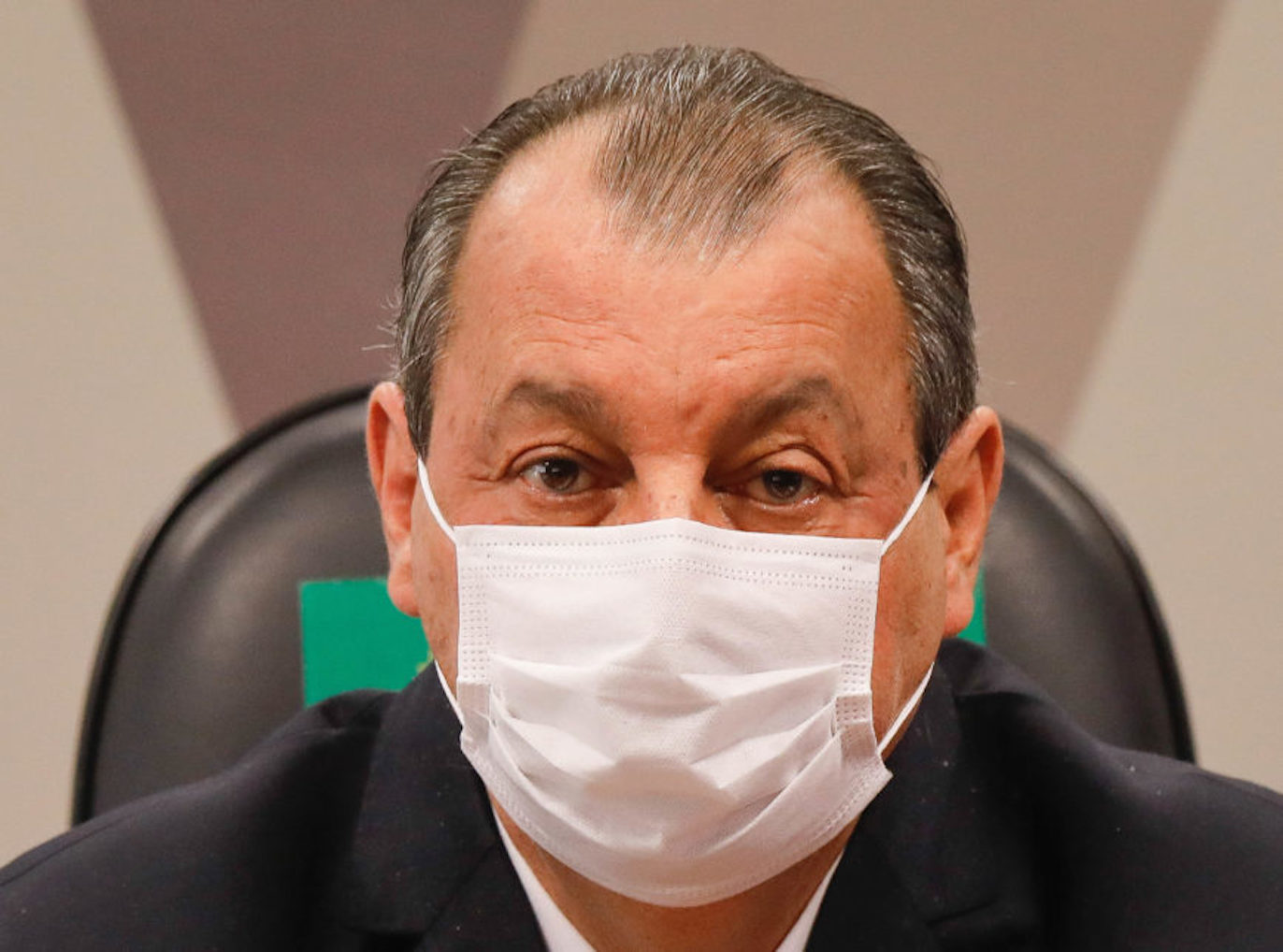 Com novo decreto contra a Zona Franca, Senador Omar cobra ação no STF contra Bolsonaro