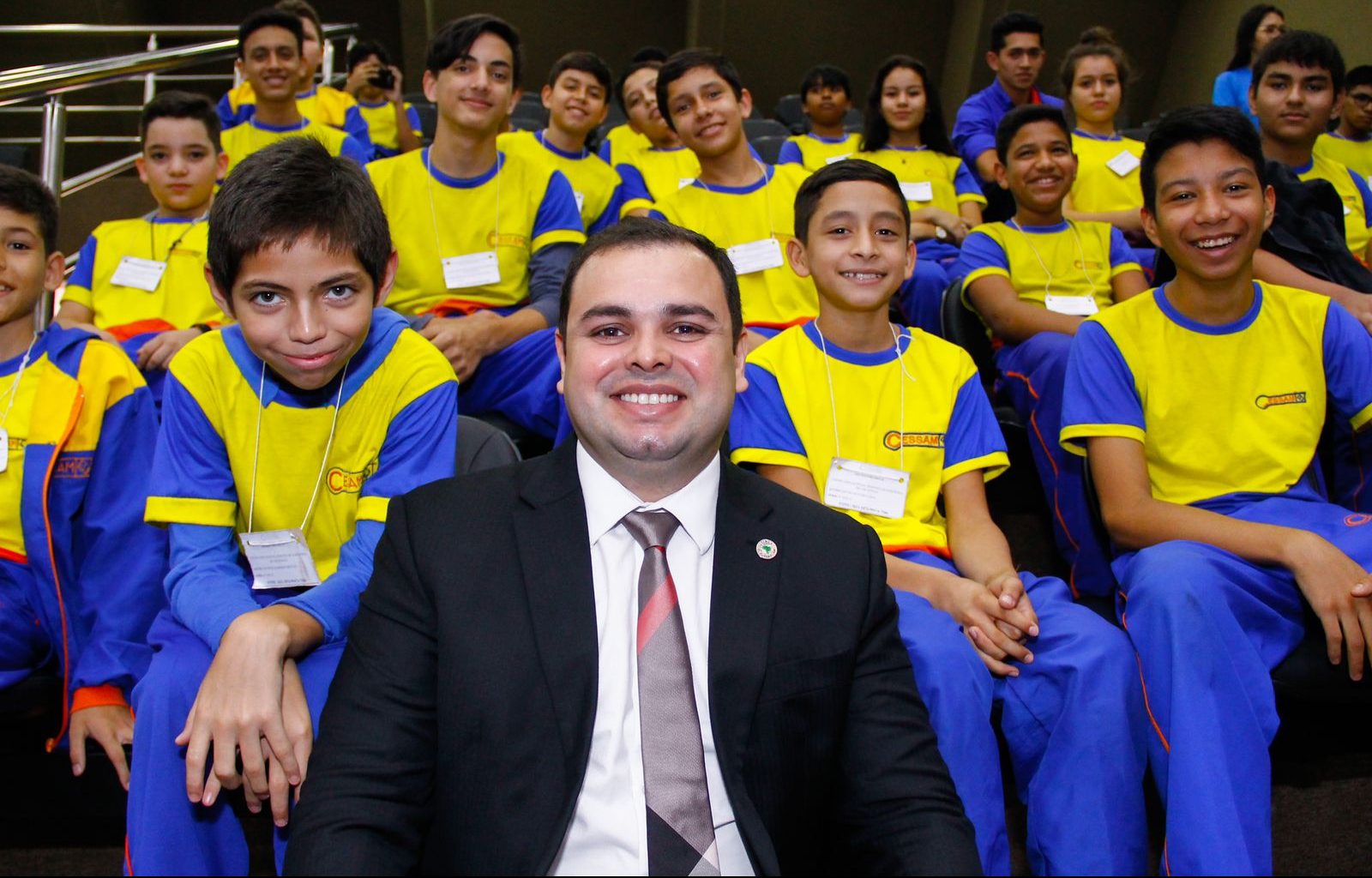 Lei propõe campanhas de combate ao racismo em escolas no AM