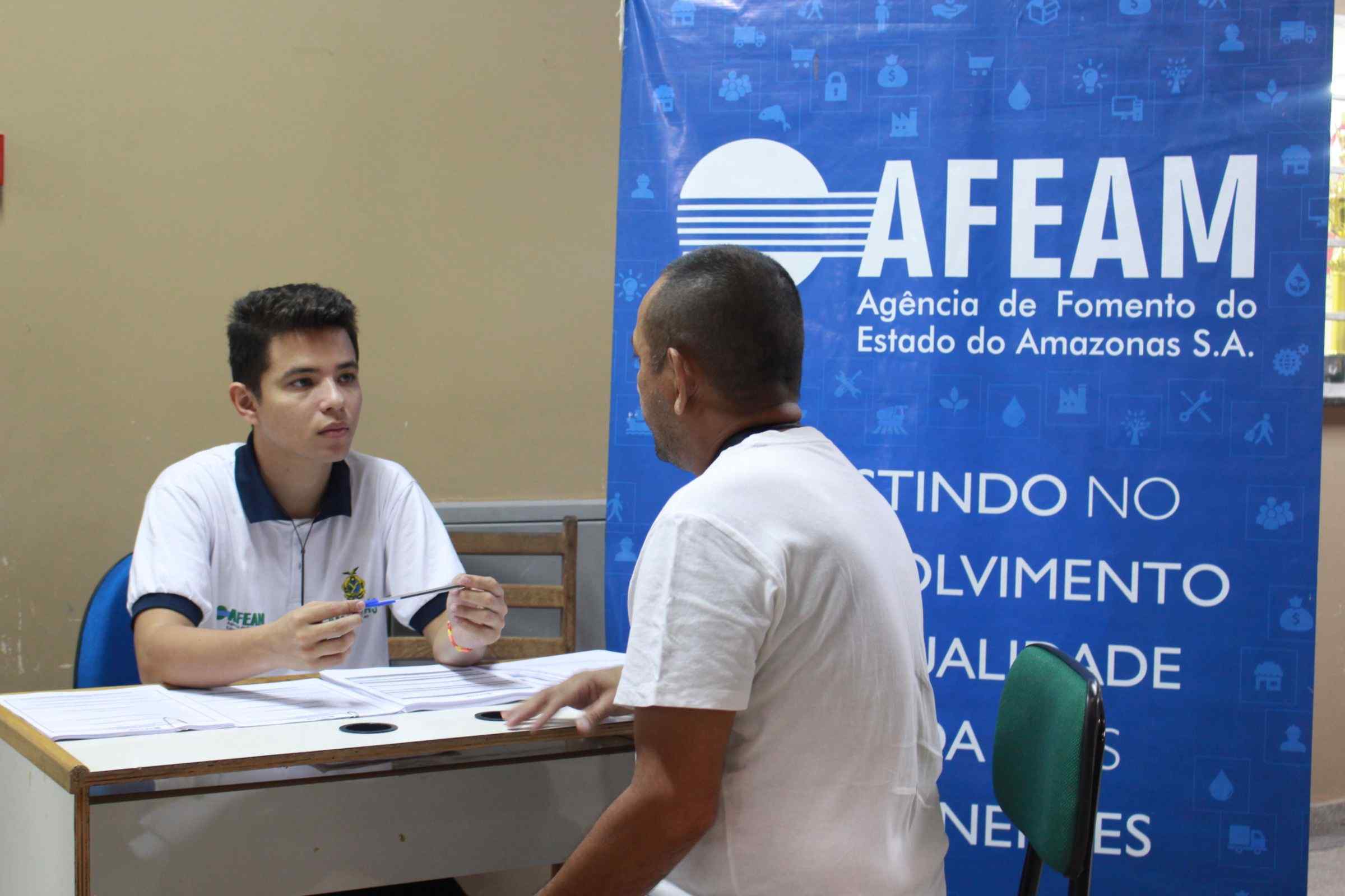 Empreendedores de Parintins ganham crédito de R$ 580 mil