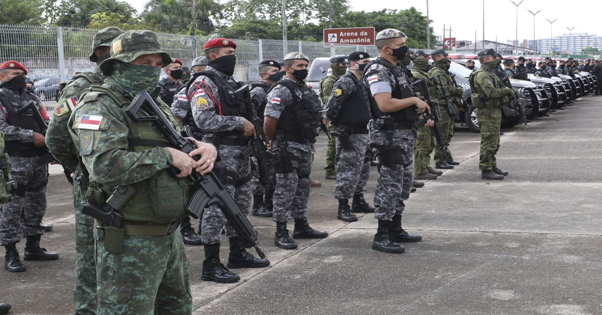 PL prevê que policiais adquiram armas diretamente das corporações no AM