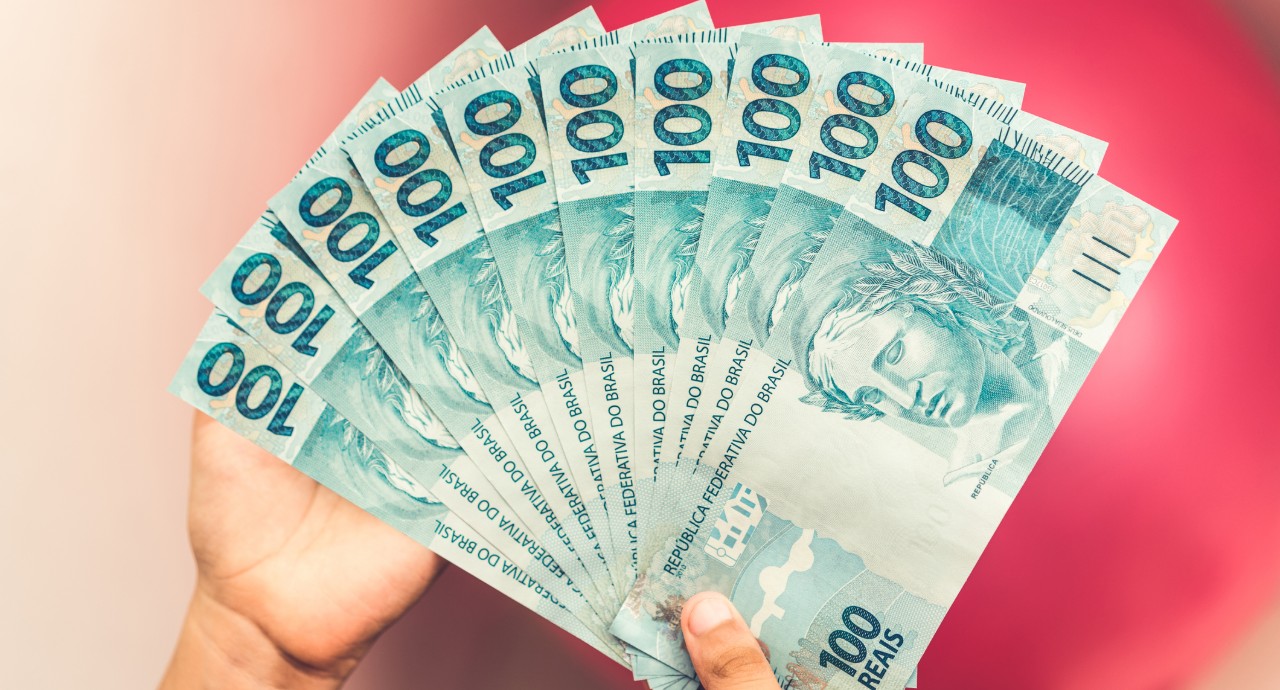 Pesquisa aponta que 76,1% das famílias relataram estar endividadas