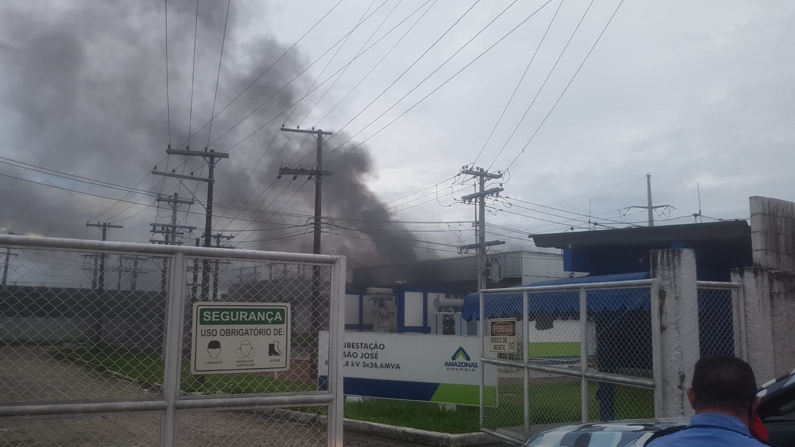 Incêndio atinge subestação da Amazonas Energia em Manaus