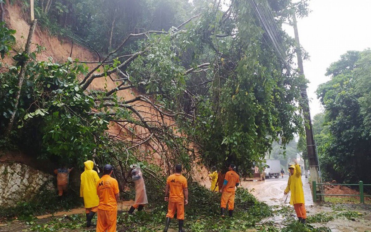 Temporal causa a morte de seis pessoas da mesma família em Costa Verde Fluminense