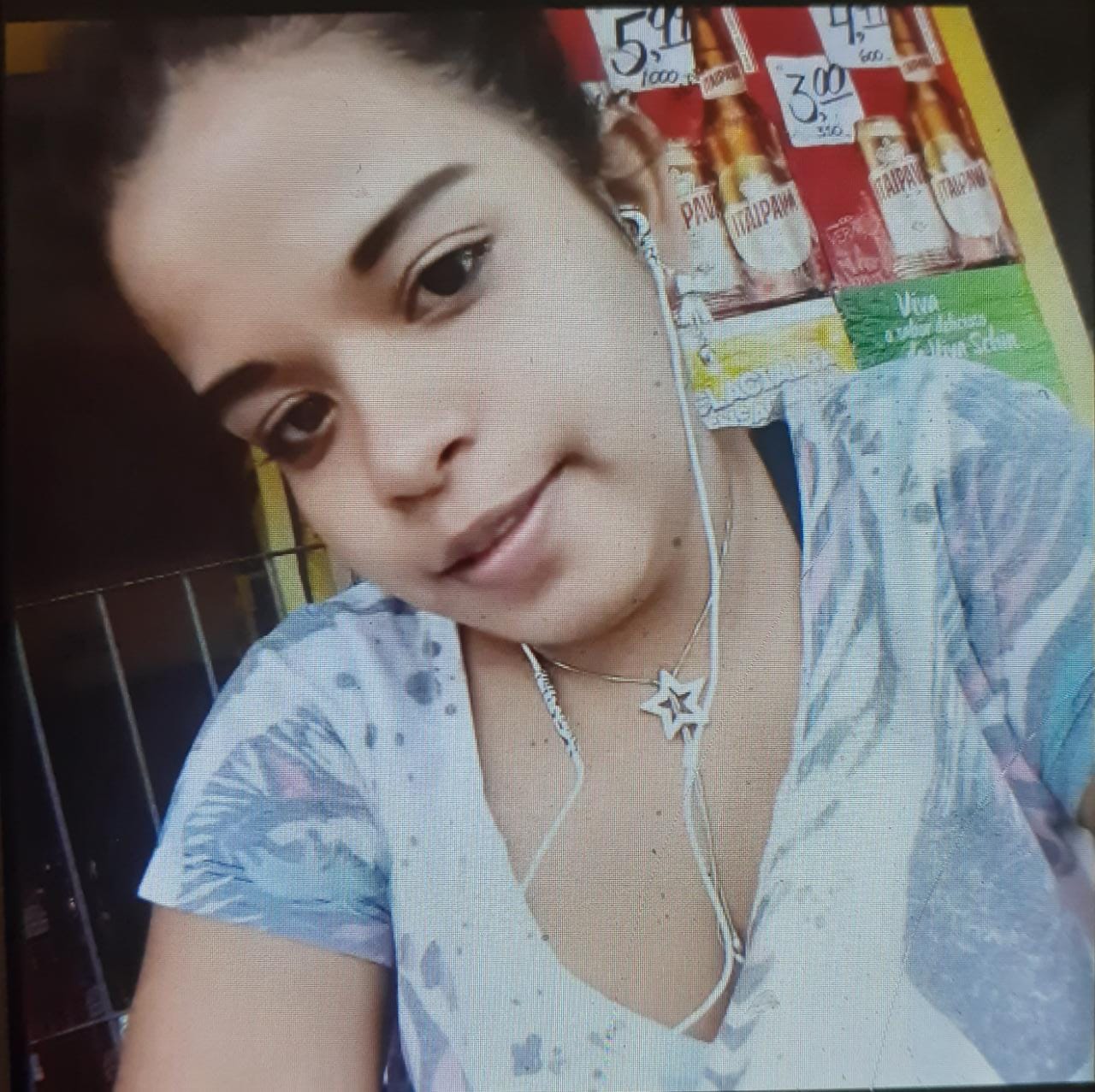 Viu a Alice? Família pede ajuda para localizar jovem desaparecida