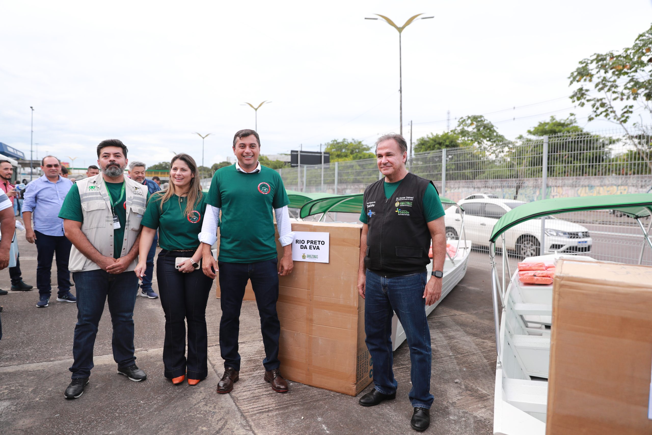 Equipamentos para combate à malária e dengue são entregues no AM