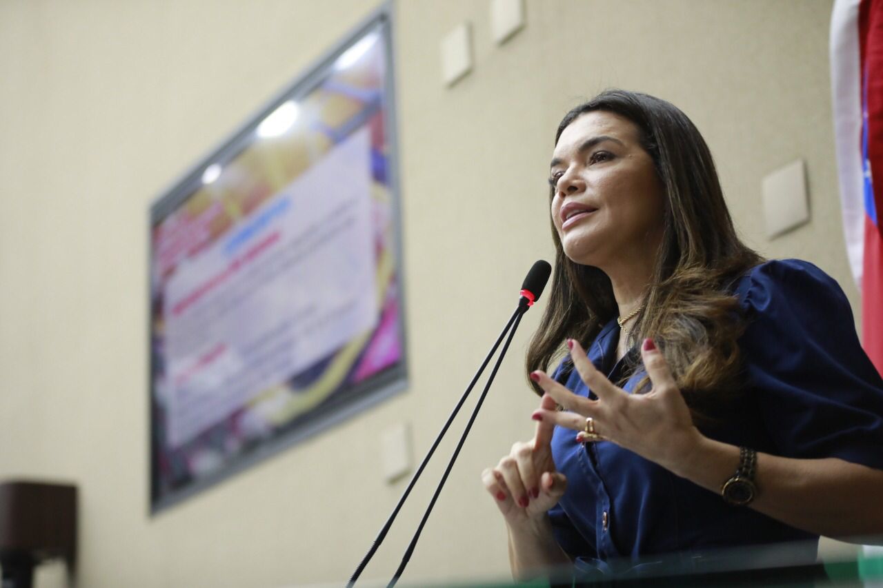 Deputada propõe campanha contra importunação sexual em transportes no AM