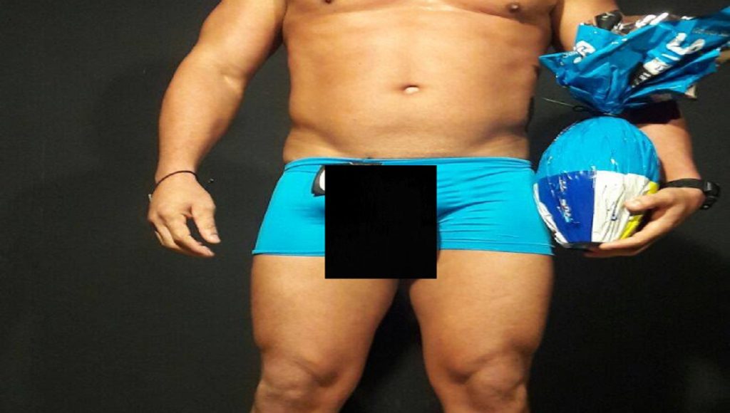 competição de testículos