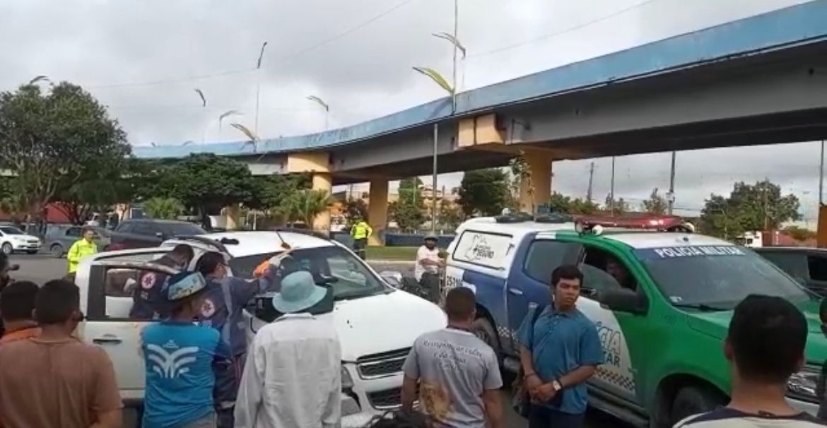 Homem que teve carro alvejado com mais de 10 tiros morre em hospital de Manaus