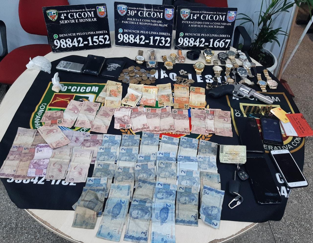 Quadrilha é presa após cometer assalto a ônibus da linha 066 em Manaus