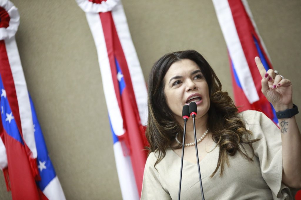 deputada estadual Alessandra Campêlo