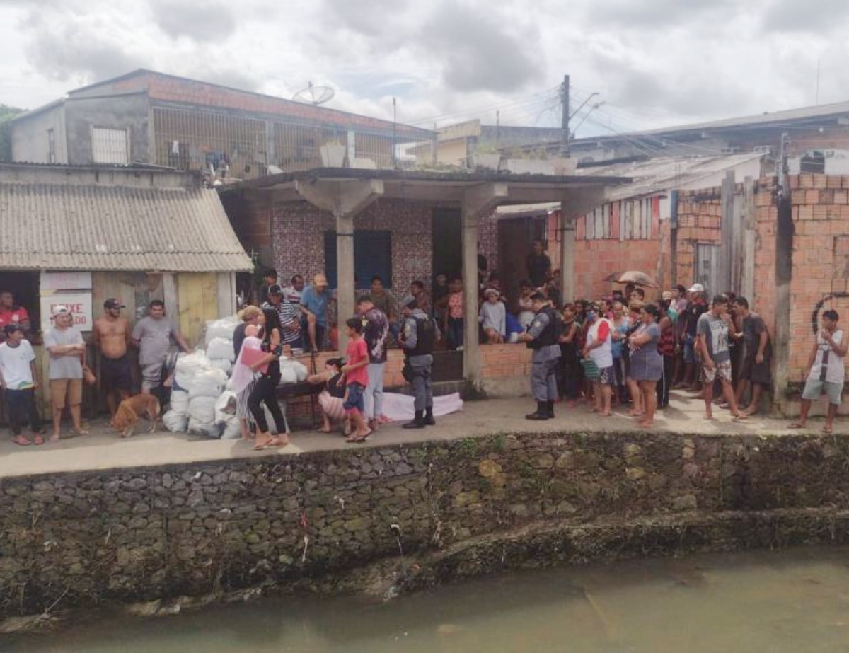 Criminosos interrompem almoço de ‘Mudinho’ e o executam na Zona Centro-Sul de Manaus