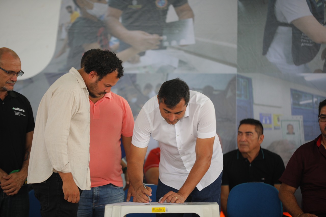 Governador Wilson Lima implantou sete salas de cultura no interior do Amazonas