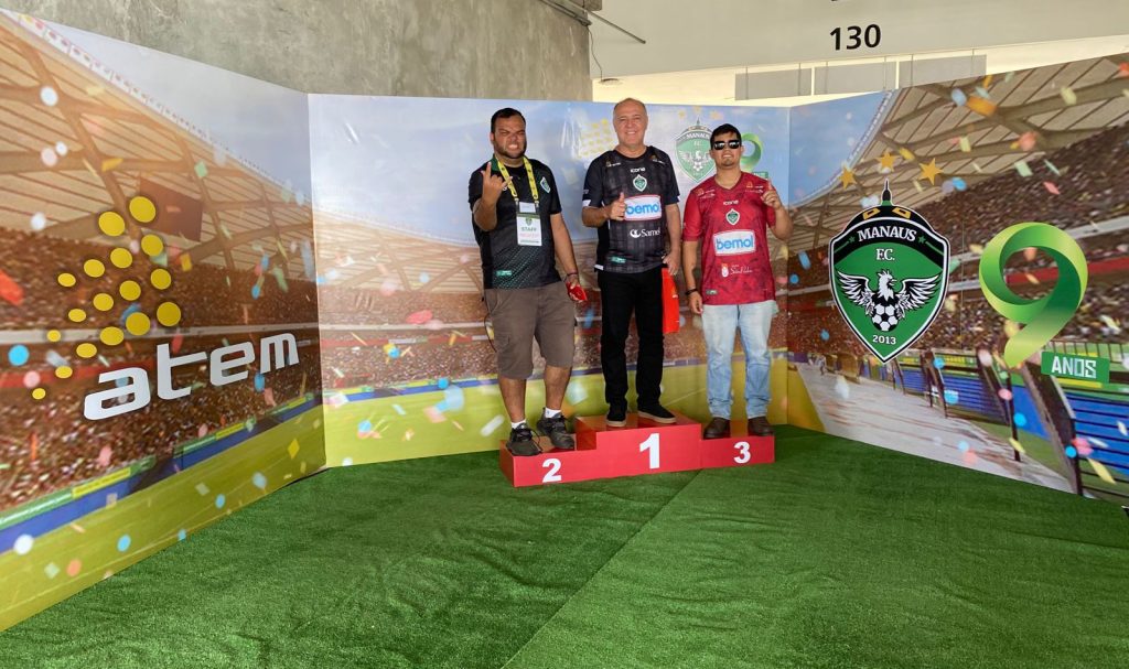 Presidente-do-Manaus-FC-Luis-Mitoso-prestigia-o-espaço-de-interação-para-torcedores-na-Arena.