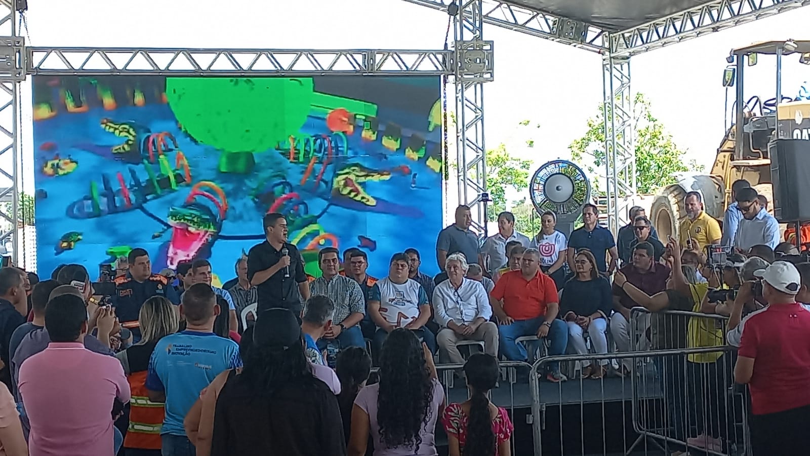 Prefeito David Almeida lança Parque Gigantes da Floresta em Manaus