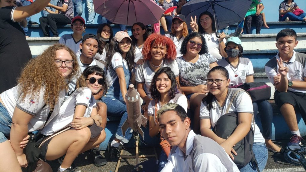 Estudantes do Colégio Amazonense Dom Pedro II