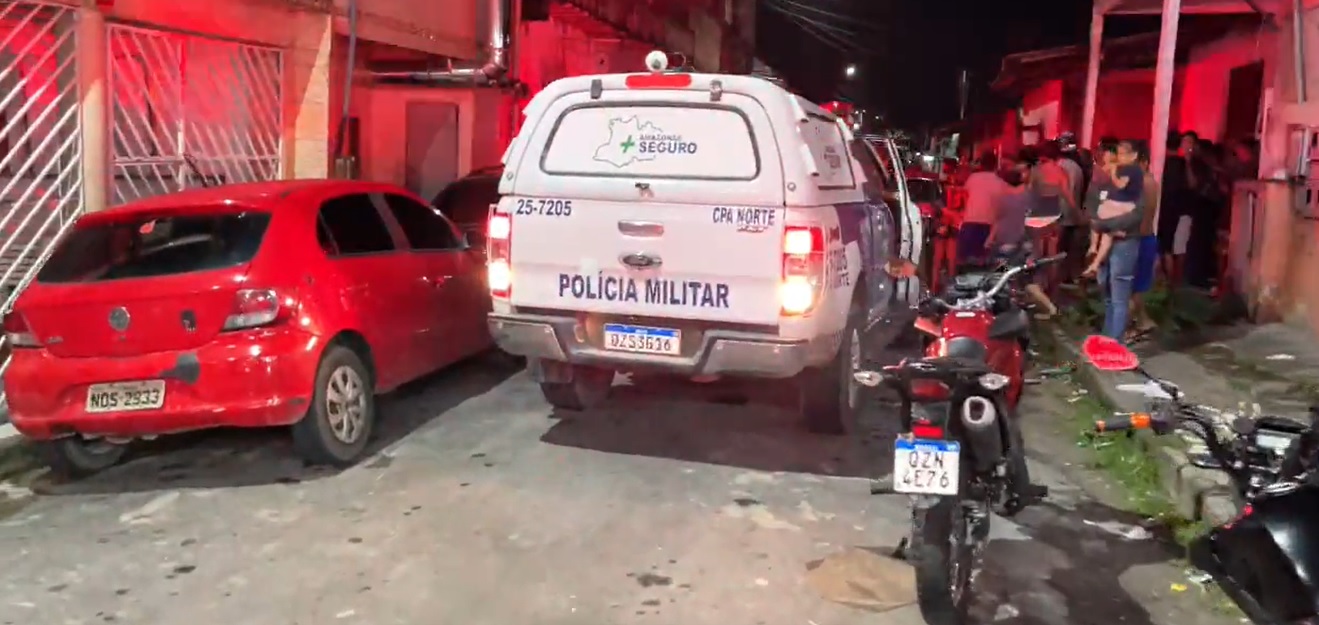 Enquanto esperava passageiros, mototaxista é morto a tiros em Manaus