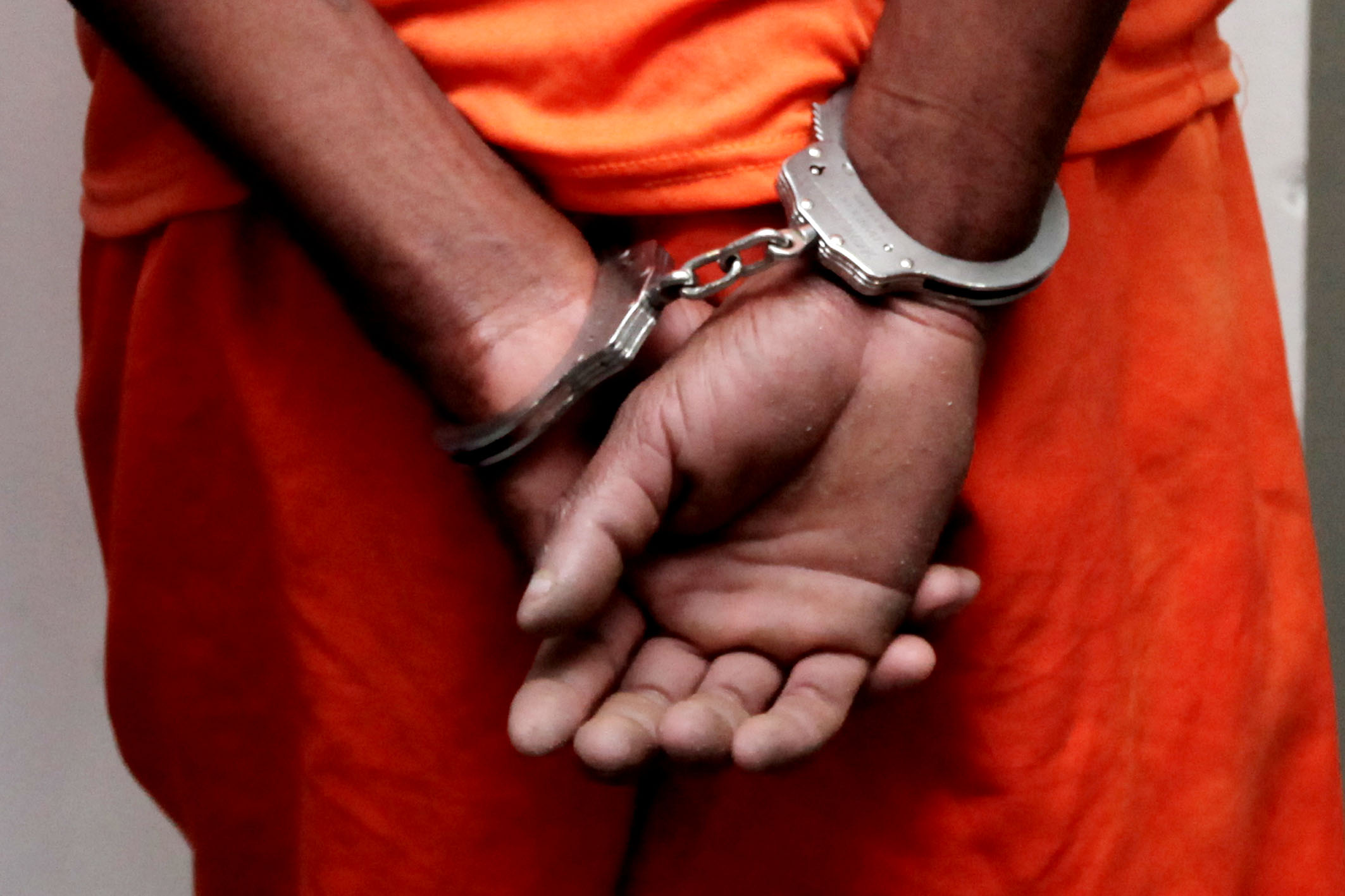 Homem é preso por tentar matar integrante de facção rival em Manaus