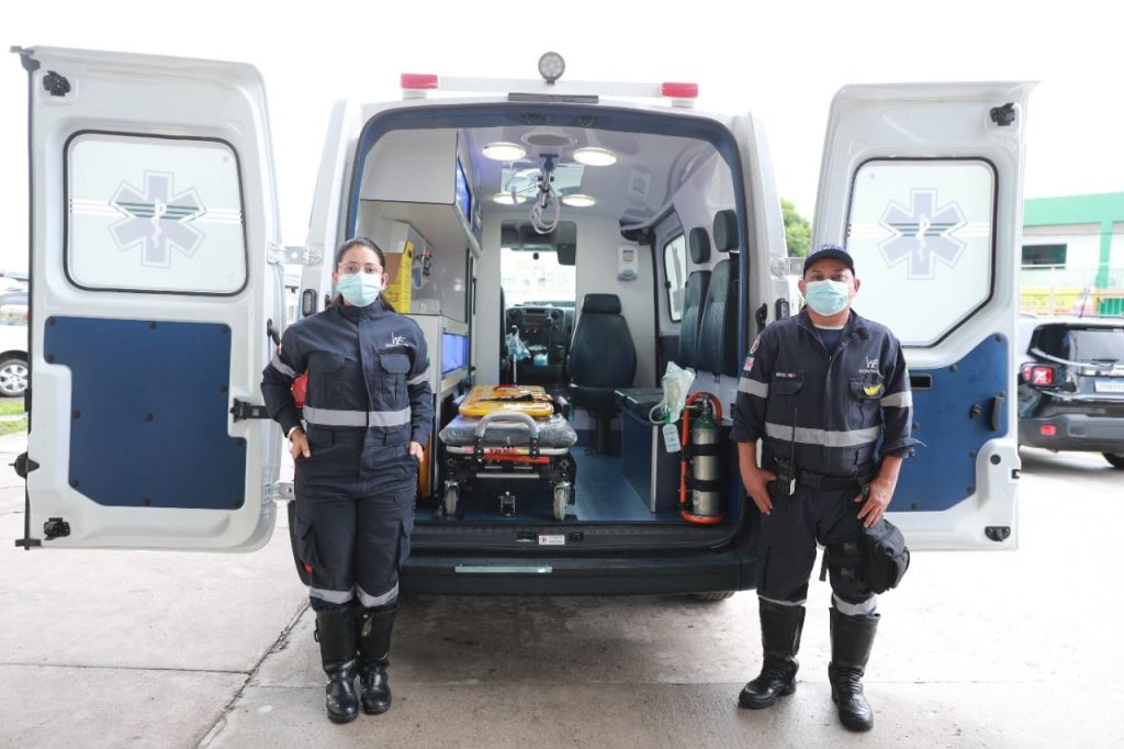 Ambulâncias no Festival Folclórico de Parintins