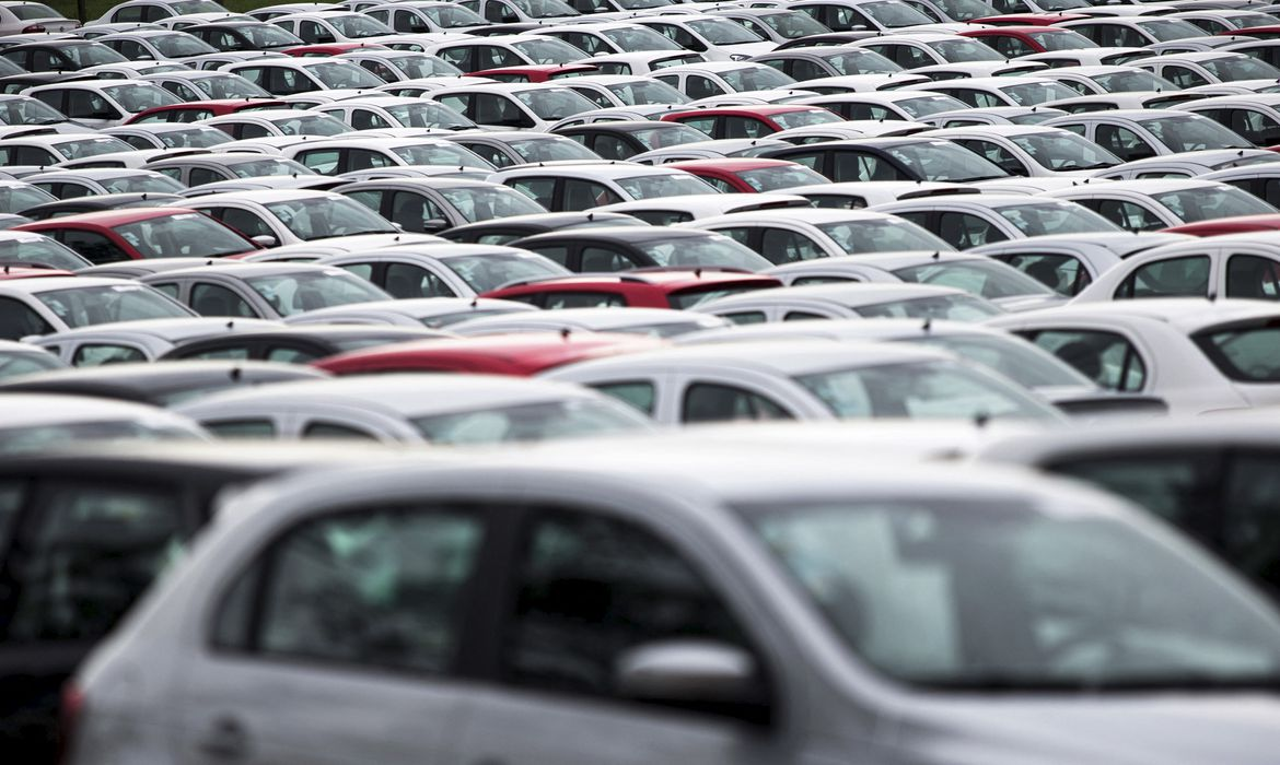 Government announces discount from 1.5% to 10.8% for new cars