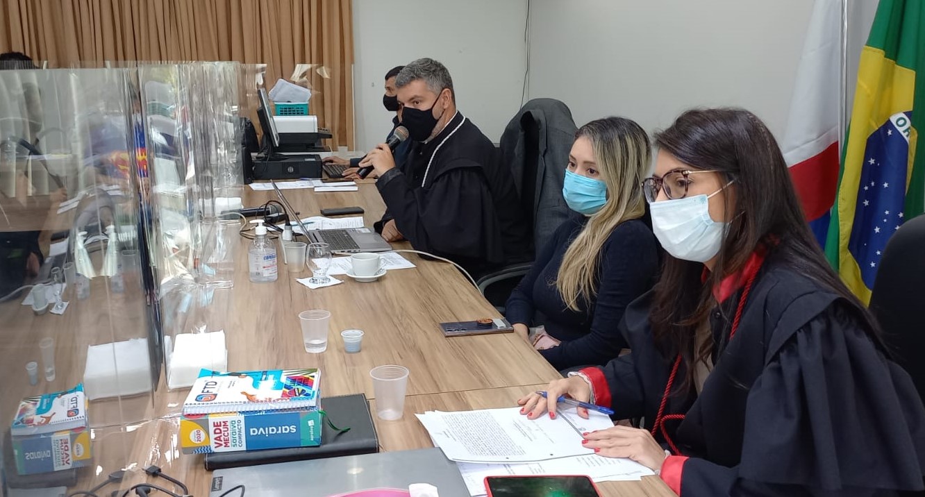 Homem é condenado a 20 anos de prisão por matar mulher com 74 facadas em Manaus