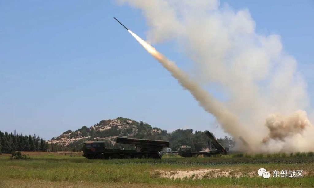 exercícios militares