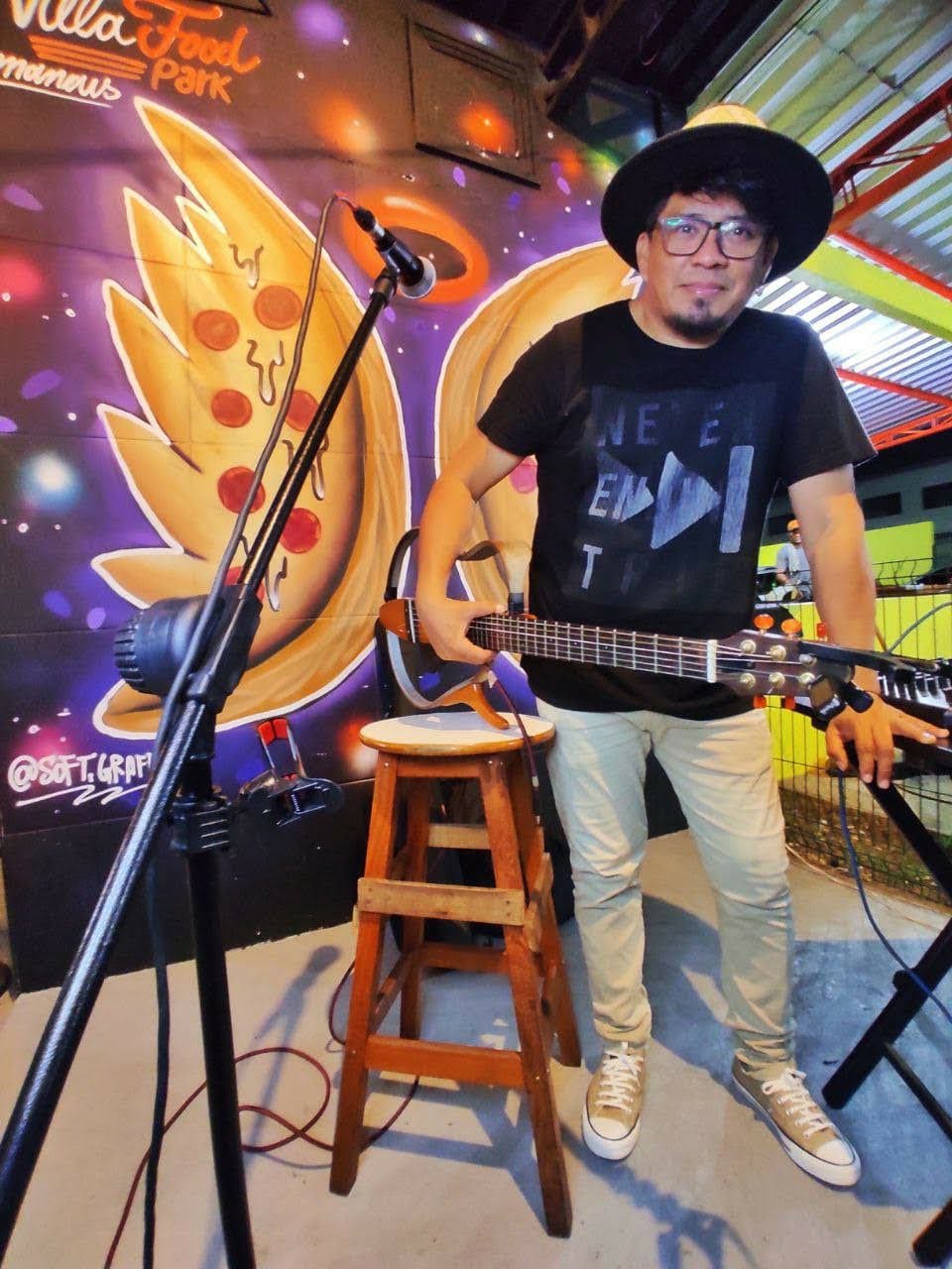 Cantor Wladimir Rossy lança música “cais da ilusão”, nesta sexta (5)