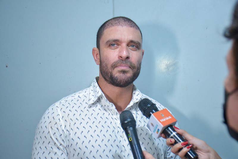 Diogo Nogueira se apresentou no Festival Sou Manaus Paço a Passo