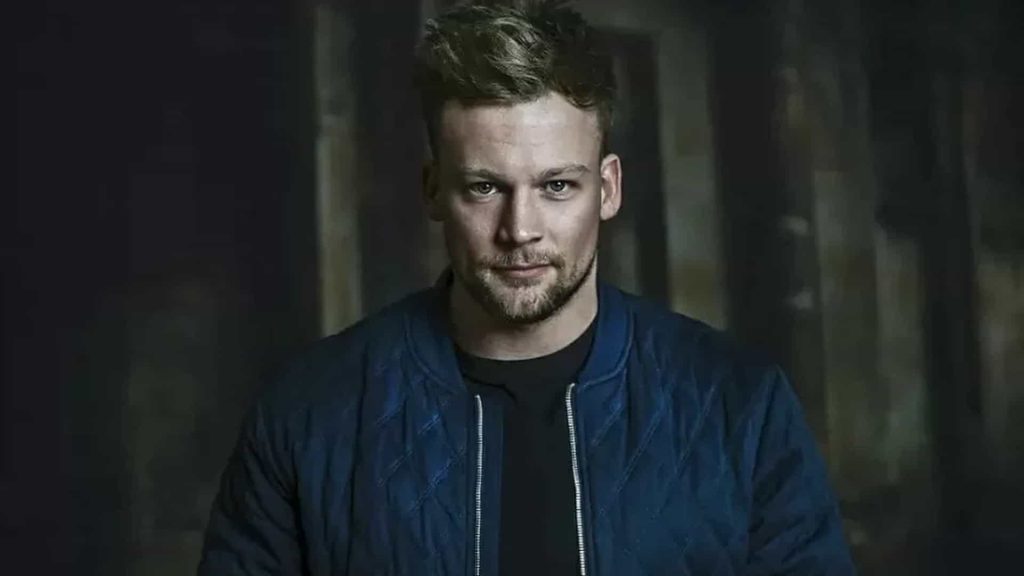 ator Robert Cormier_divugacao