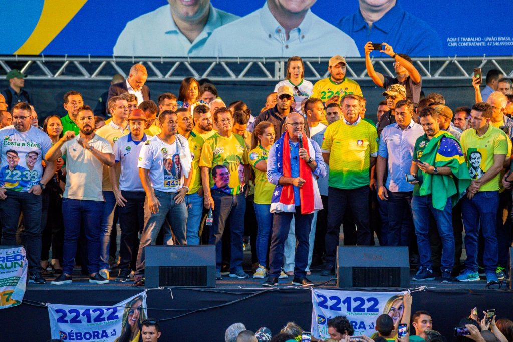 Comicío de Bolsonaro em Manaus