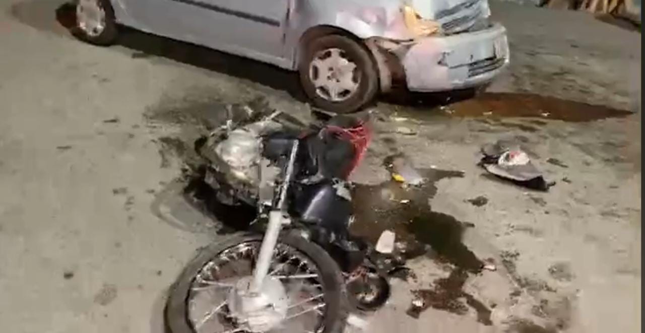 Motociclista tem a perna quebrada em acidente de trânsito em Manaus