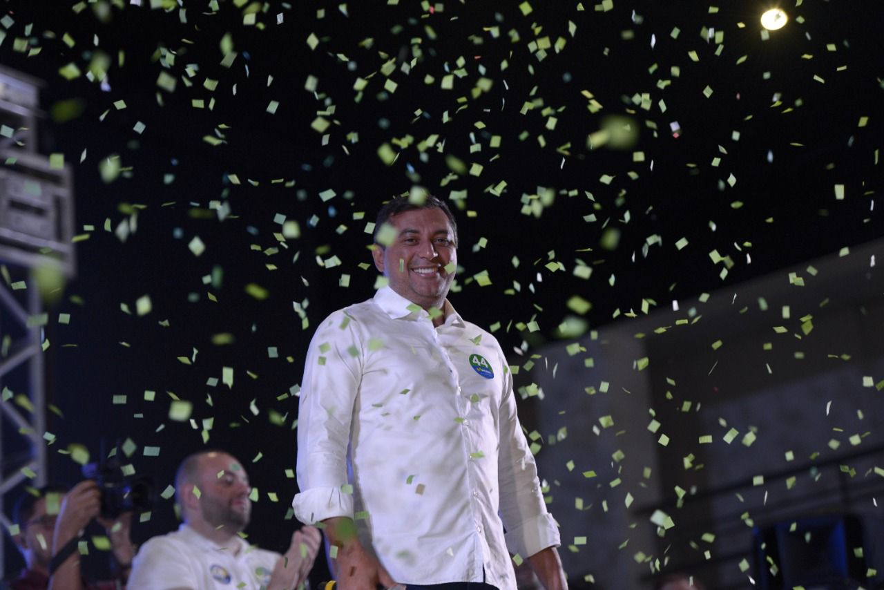 Wilson mantém liderança rumo à reeleição e aprovação do governo cresce, mostra pesquisa