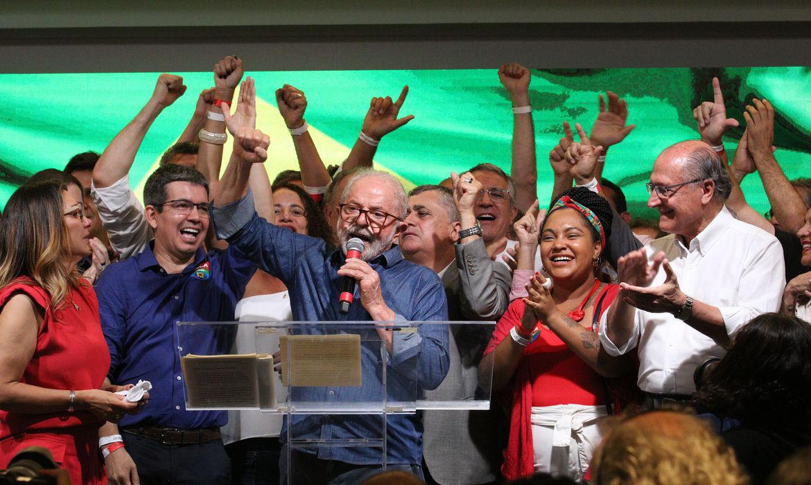 Líderes mundiais parabenizam Lula pela vitória