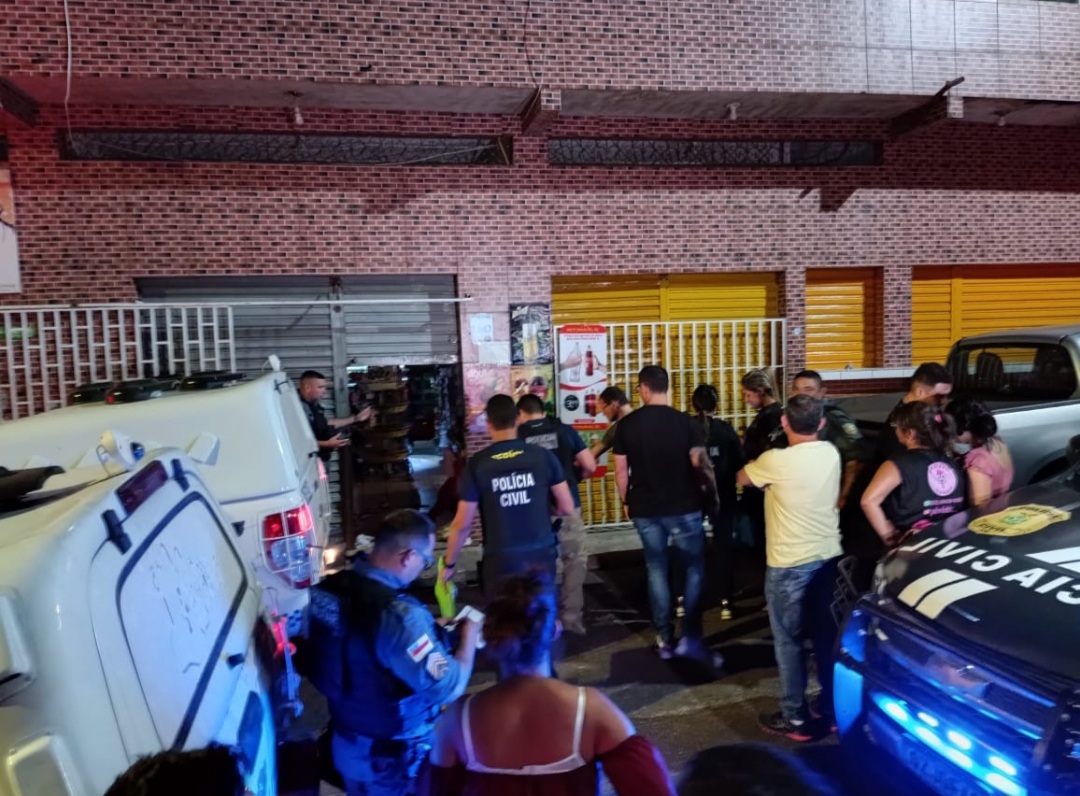 Dono de mercadinho é executado a tiros no Jorge Teixeira