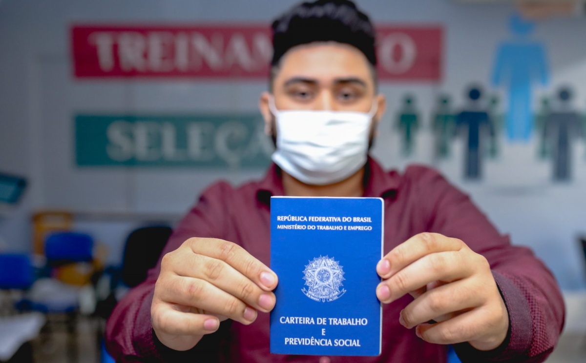 Procurando emprego? 453 vagas estão disponíveis em Manaus nesta segunda-feira (7)