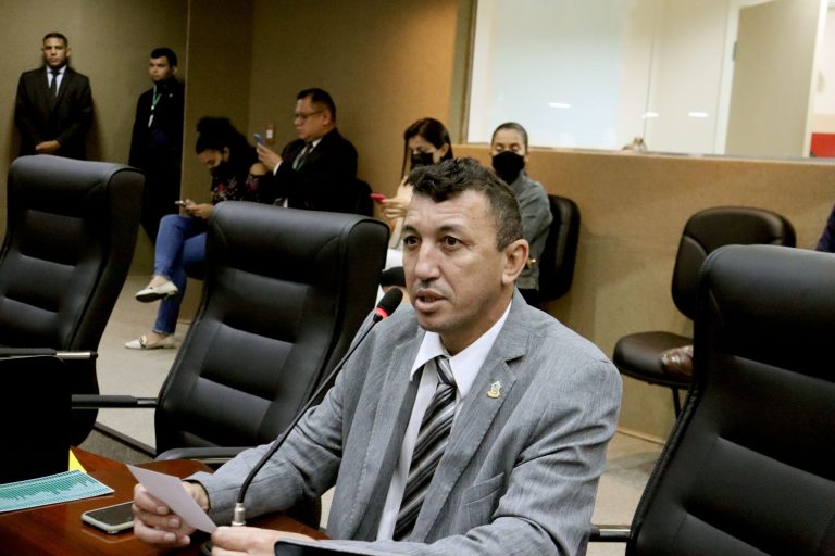 Vereador Sassá repudia atentado contra casa de dirigente do PT em Manaus