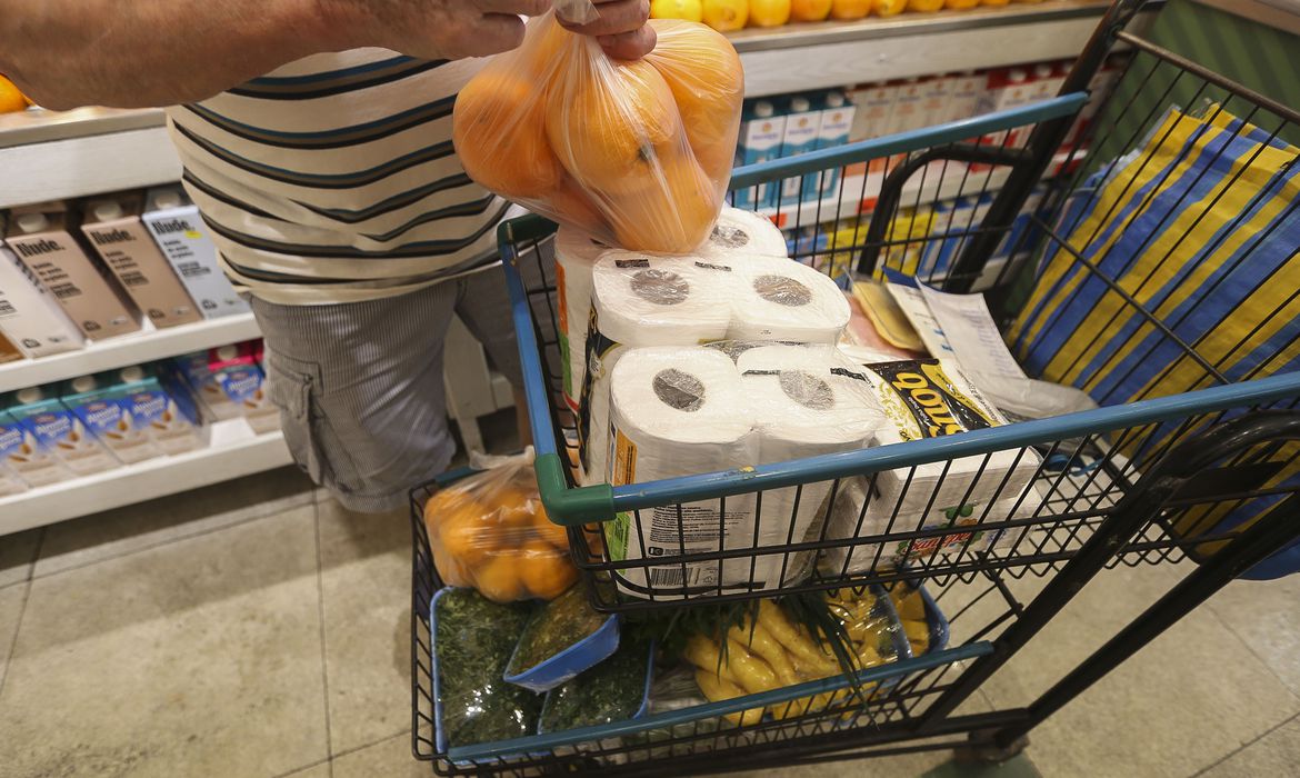 Consumo nos lares acumula alta de 2,84% de janeiro a setembro, aponta pesquisa