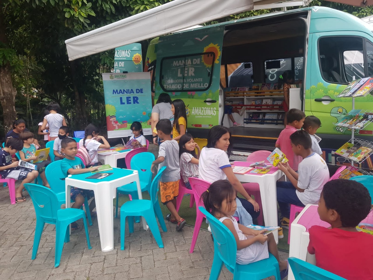 ‘Mania de Ler’: biblioteca volante retorna neste domingo