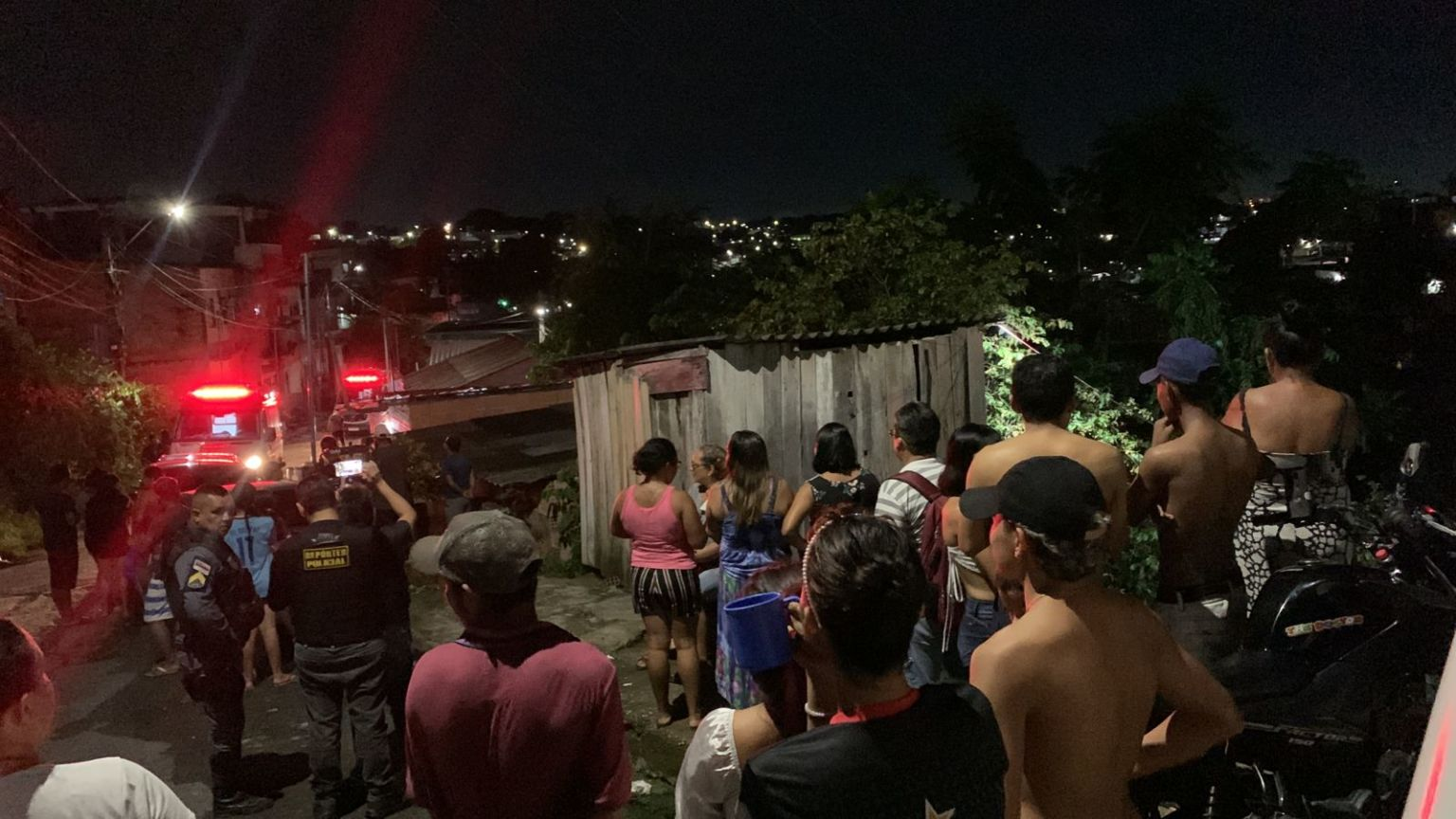 Jovem é morto com tiro no pescoço no bairro Novo Israel, em Manaus