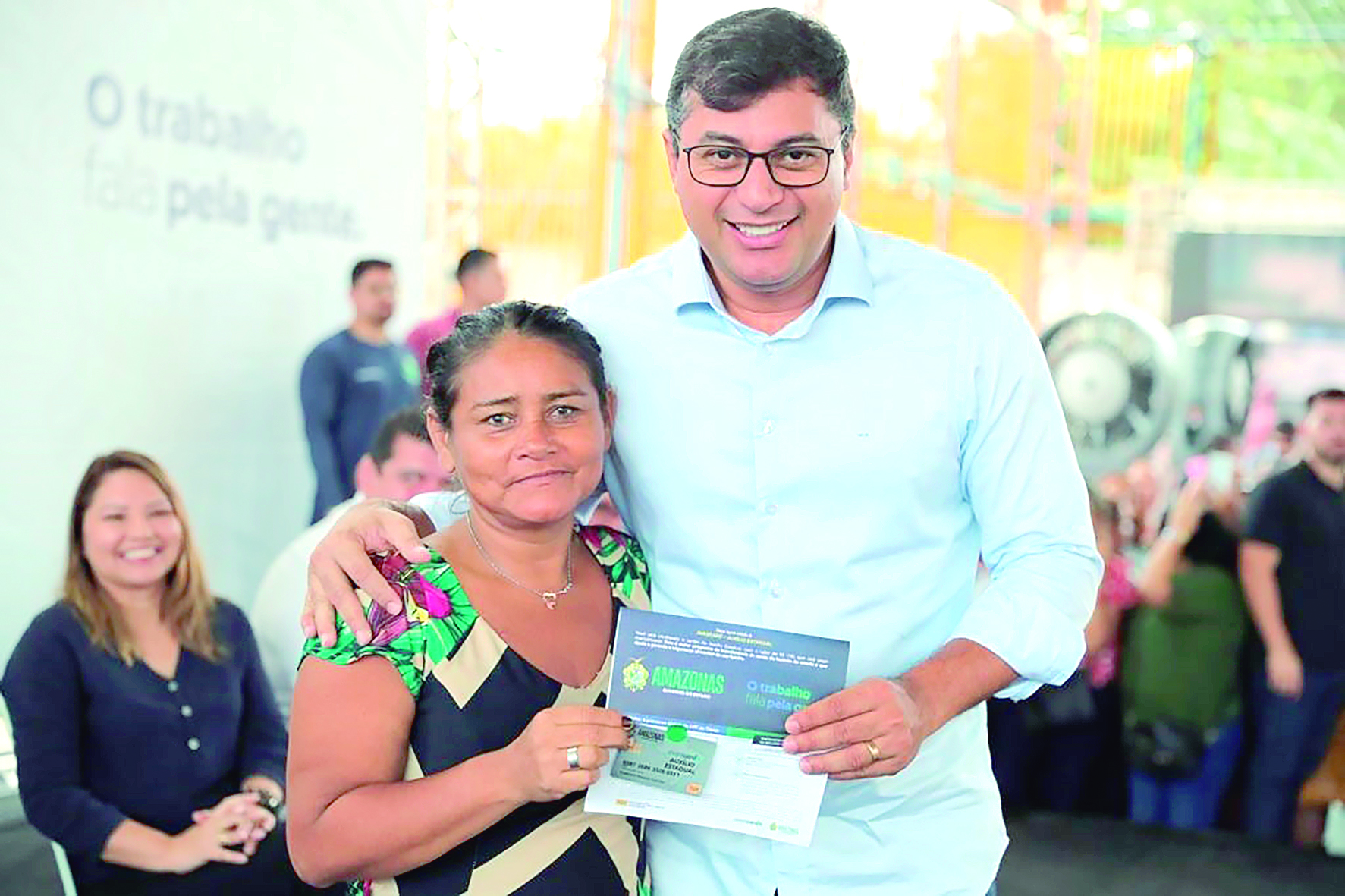 Wilson Lima amplia Auxílio Estadual Permanente para 2,2 mil famílias