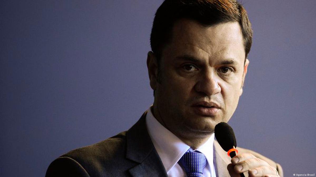 Moraes envia à PGR pedido de liberdade de Anderson Torres