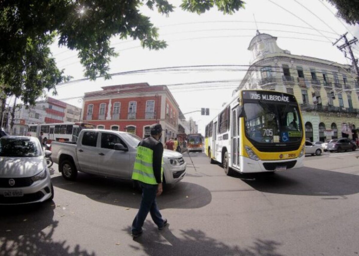 Frota de ônibus é reforçada para atender foliões das Zonas Norte e Leste de Manaus