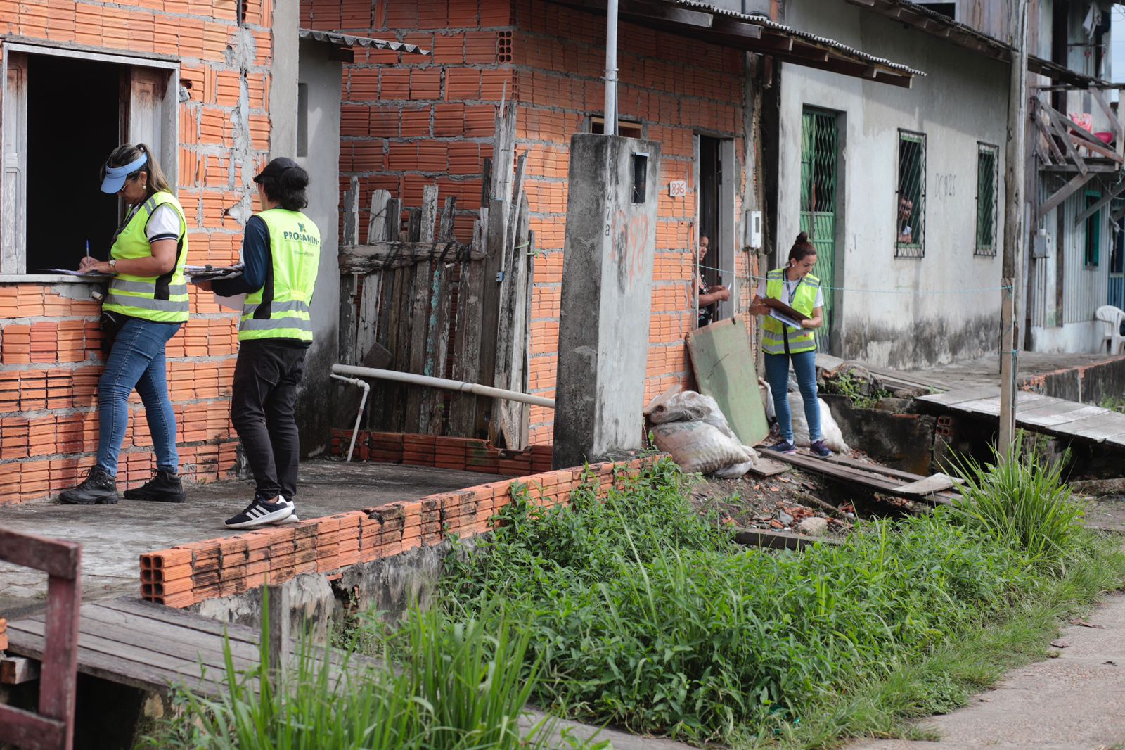 UGPE faz atualização cadastral e mobiliza população de Parintins para formação do Grupo de Apoio Local do Prosai